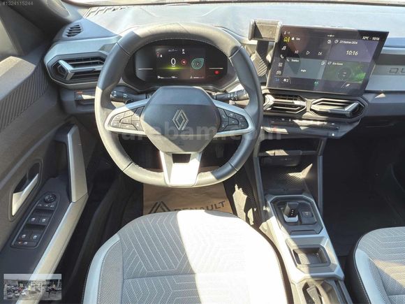 2025 DUSTER 1.3TCE TECHNO 144HP 6.260KM OTOMATIK BOYASIZ