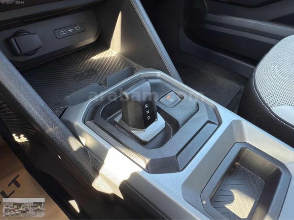 2025 DUSTER 1.3TCE TECHNO 144HP 6.260KM OTOMATIK BOYASIZ