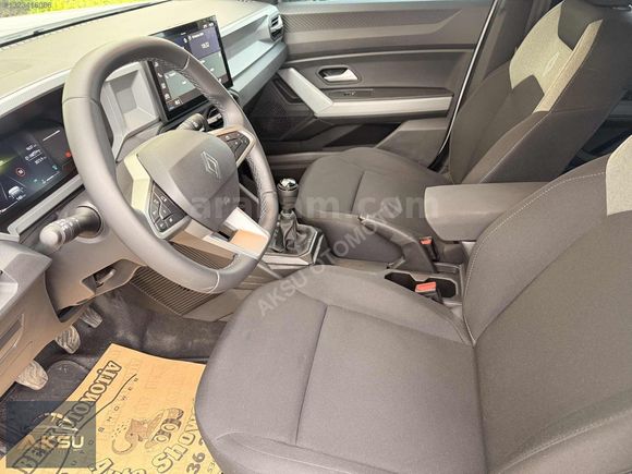 2025 RENAULT DUSTER 1.0 ECO-G EVOLUTION 100 HP 9.000KM HATASIZ!