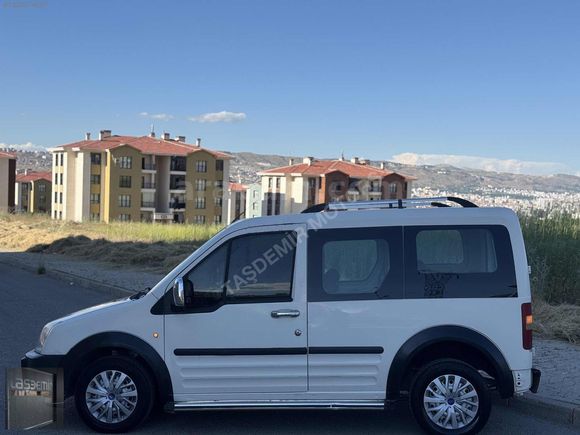 TAŞDEMİR MOTORS'DAN FORD CONNET 1.8TDCİ