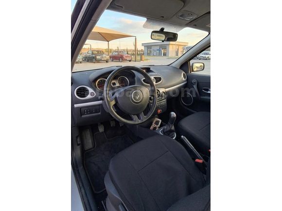 Sahibinden Renault Clio 1.2 Extreme 2011 Model