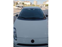 Sahibinden Fiat Punto 1.3 Multijet Easy 2013 Model  127.000 km Beyaz