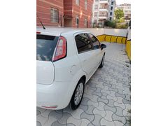 Sahibinden Fiat Punto 1.3 Multijet Easy 2013 Model  127.000 km Beyaz