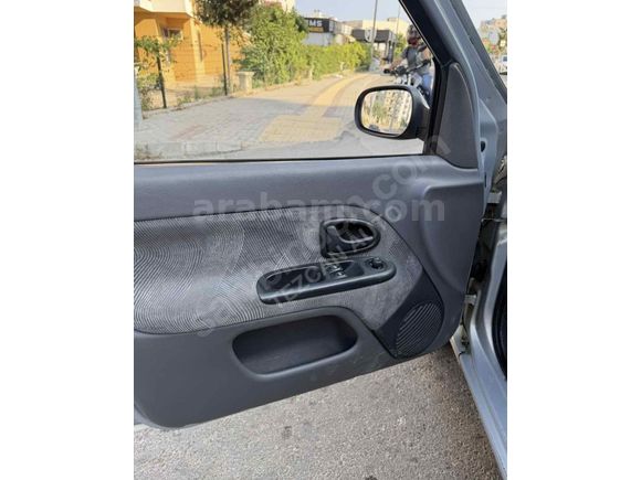 Sahibinden Renault Clio 1.4 RXT 2002 Model 