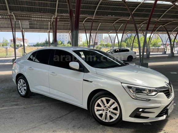 Sahibinden Renault Megane 1.3 TCe Joy 2021 Model 