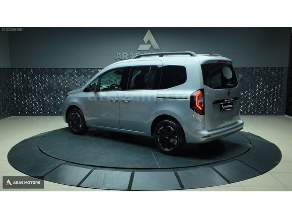 ARAS MOTORS..2025 RENAULT KANGO MULTİX 1.5 DCI İCONİC..HATASIZ