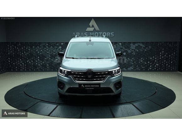 ARAS MOTORS..2025 RENAULT KANGO MULTİX 1.5 DCI İCONİC..HATASIZ
