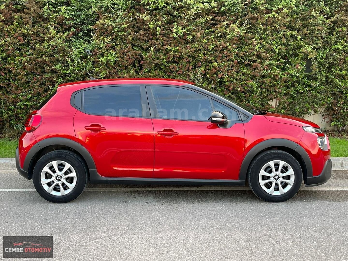 Galeriden Citroen C3 1.2 PureTech Feel 2023 Model Denizli 18.000 km Kırmızı 7