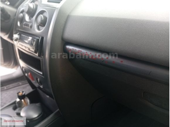 ÖZEVCİ OTOMOTİV'DEN DEĞİŞENSİZ ORJİNAL MEGANE 2 EXTREM...