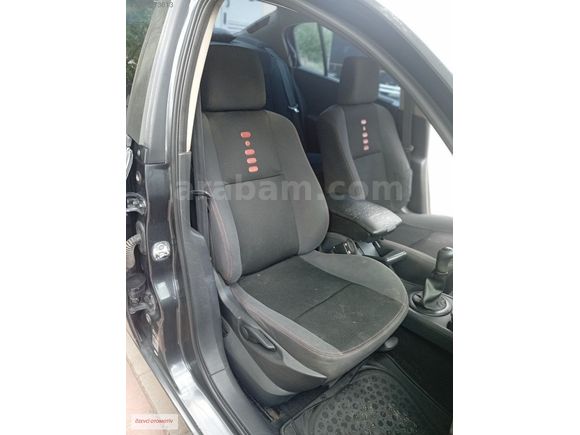 ÖZEVCİ OTOMOTİV'DEN DEĞİŞENSİZ ORJİNAL MEGANE 2 EXTREM...