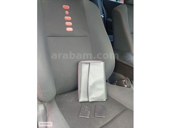 ÖZEVCİ OTOMOTİV'DEN DEĞİŞENSİZ ORJİNAL MEGANE 2 EXTREM...