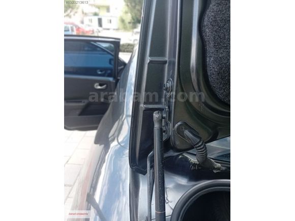 ÖZEVCİ OTOMOTİV'DEN DEĞİŞENSİZ ORJİNAL MEGANE 2 EXTREM...