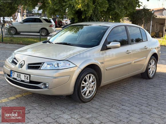 2009 EMSALSİZ TEMİZ MEGANE 2 1.6 EXTREME DEĞŞİENSİZ/ 360 PEŞİNLE