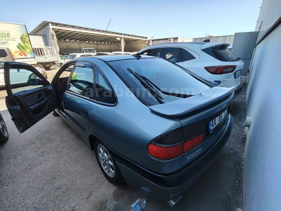 YENİ MUAYENELİ KLİMALI 97 MODEL LAGUNA