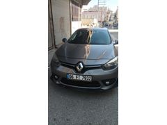 Sahibinden Renault Fluence 1.5 dCi Touch 2015 Model otomatik vites orijinal km de hatasız değişen siz arazi ile takas mevcuttur