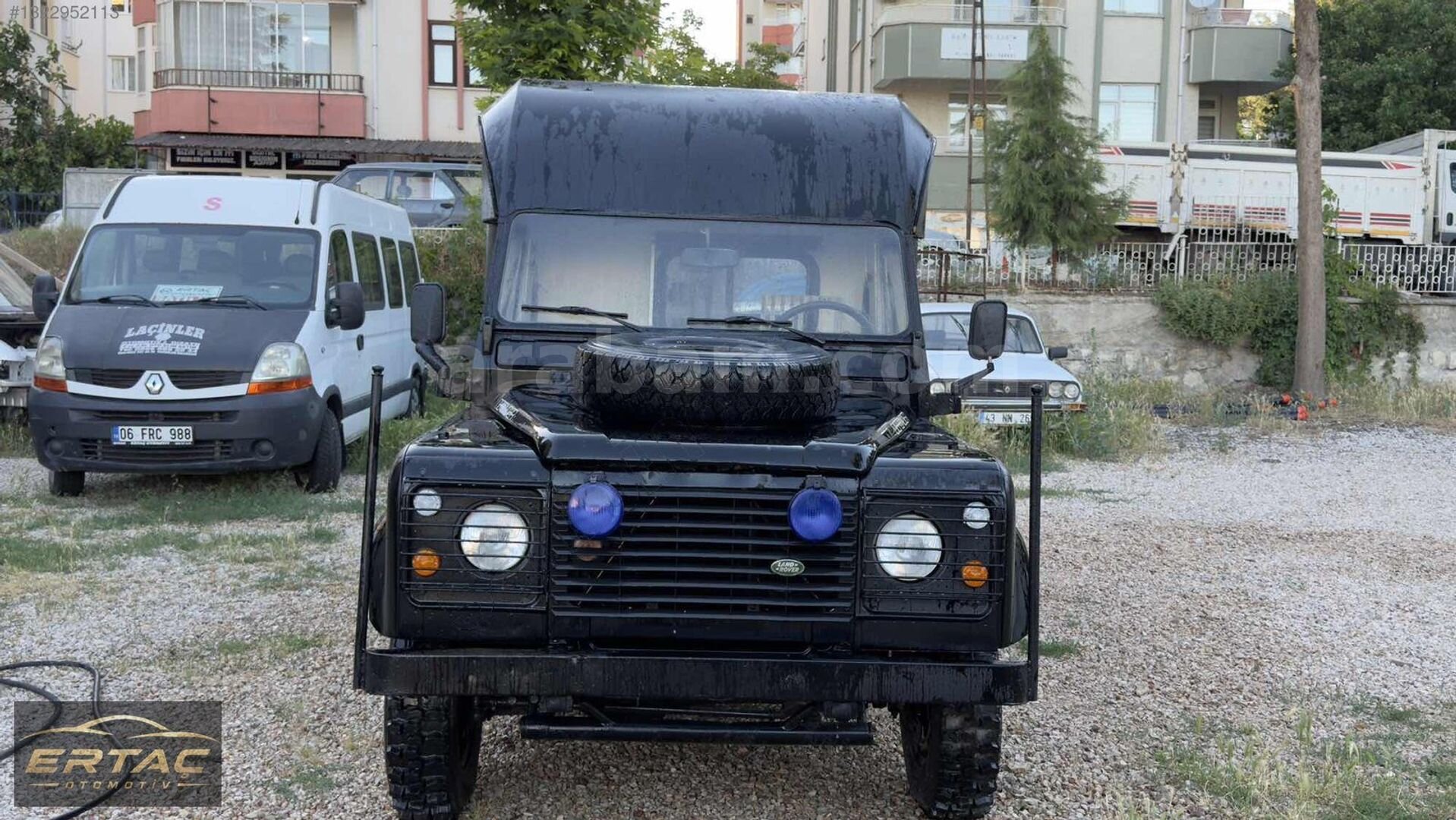 Galeriden Land Rover Defender 110 2.5 D 1995 Model Ankara 188.000 km Siyah 4