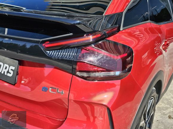 SMS MOTORS 2022 CİTROEN e-C4 SHİNE BOLD+HATASIZ+ISITMA+CAMTAVAN
