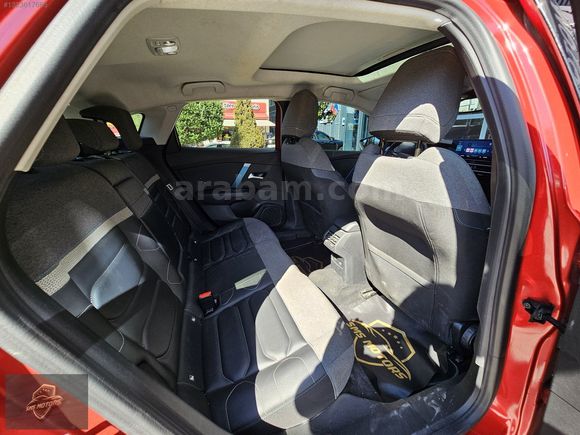 SMS MOTORS 2022 CİTROEN e-C4 SHİNE BOLD+HATASIZ+ISITMA+CAMTAVAN