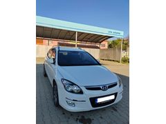 Sahibinden Hyundai i30 1.6 CRDi CW Mode 2011 Model