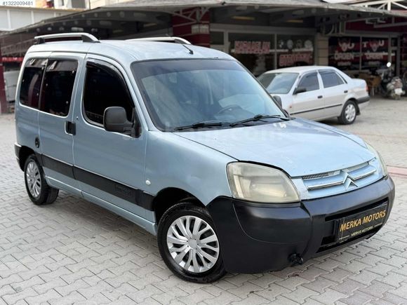 MERKA MOTORS'DAN+2005+KLİMALI+ÇİFT SÜRGÜ+TEK KAPAK+BAKIMLI