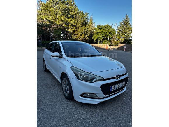 Değişensiz hasarsız Temiz  i20 2015 Model 