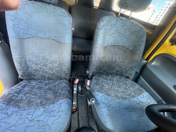 ÇAVUŞOĞLU 2000 RENAULT KANGOO EXPRESS 1.9 D HUSUSİ OTOMOBİL 65BG