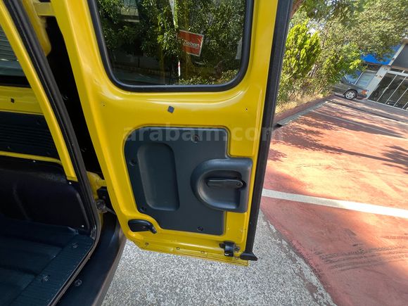 ÇAVUŞOĞLU 2000 RENAULT KANGOO EXPRESS 1.9 D HUSUSİ OTOMOBİL 65BG