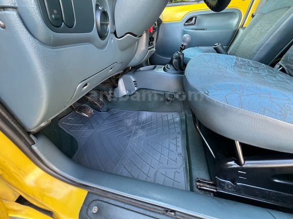 ÇAVUŞOĞLU 2000 RENAULT KANGOO EXPRESS 1.9 D HUSUSİ OTOMOBİL 65BG
