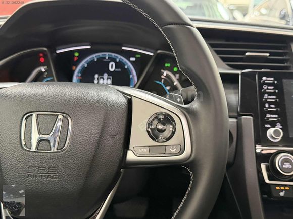 2021 CİVİC EXETİVE PLUS HATASIZ 57BİNDE ÇARPŞM ÖNLYC 182 HP