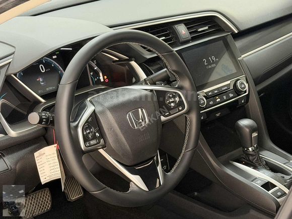 2021 CİVİC EXETİVE PLUS HATASIZ 57BİNDE ÇARPŞM ÖNLYC 182 HP