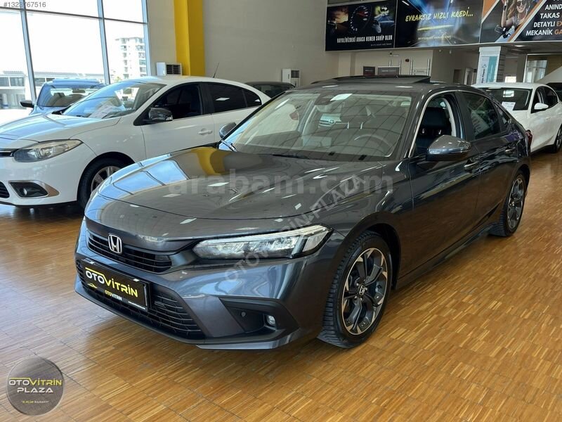 Galeriden Honda Civic 1.5 i-VTEC Executive Plus 2023 Model İzmir 53.445 km Gri