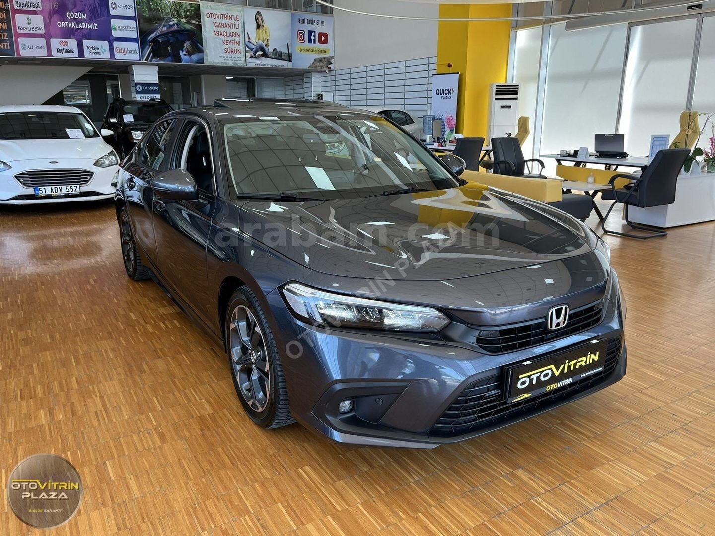 Galeriden Honda Civic 1.5 i-VTEC Executive Plus 2023 Model İzmir 53.445 km Gri 3