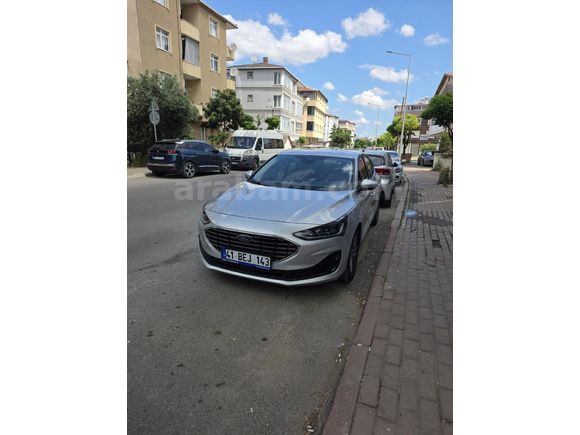 Sahibinden Ford Focus 1.5 EcoBlue Titanium Stil 2023 Model Kocaeli