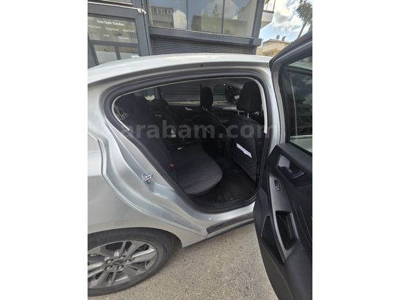 Sahibinden Ford Focus 1.5 EcoBlue Titanium Stil 2023 Model Kocaeli