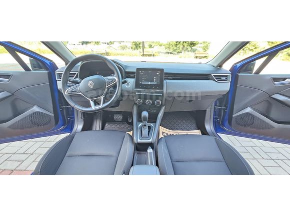 Sahibinden Renault Clio 1.0 TCe Evolution 2025 Model Antalya 17.000 km Mavi (metalik)