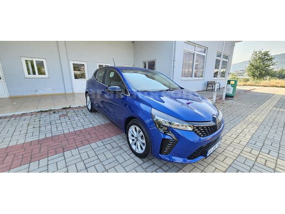 Sahibinden Renault Clio 1.0 TCe Evolution 2025 Model Antalya 17.000 km Mavi (metalik)