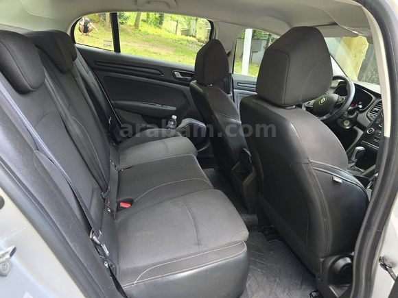 Galeriden Renault Megane 1.5 dCi Joy 2020 Model İstanbul