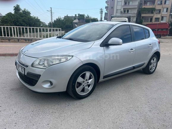Sahibinden Renault Megane 1.5 dCi Expression 2012 Model 