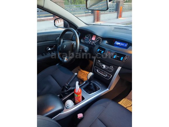 Sahibinden Renault Latitude 1.5 dCi Privilege 2013 Model