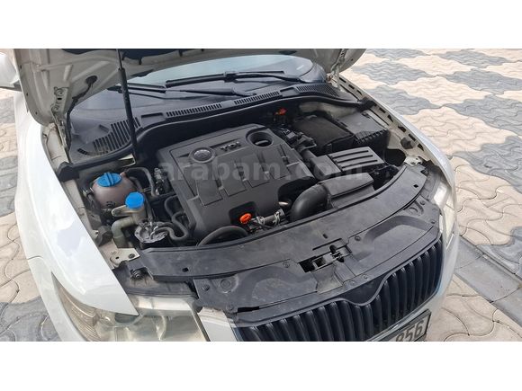 Sahibinden Skoda SuperB 1.6 TDI Active 2012 Model
