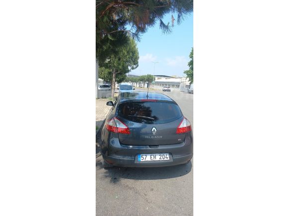 HARİKA TEMİZLİKTE DEĞİŞENSİZ MEGANE