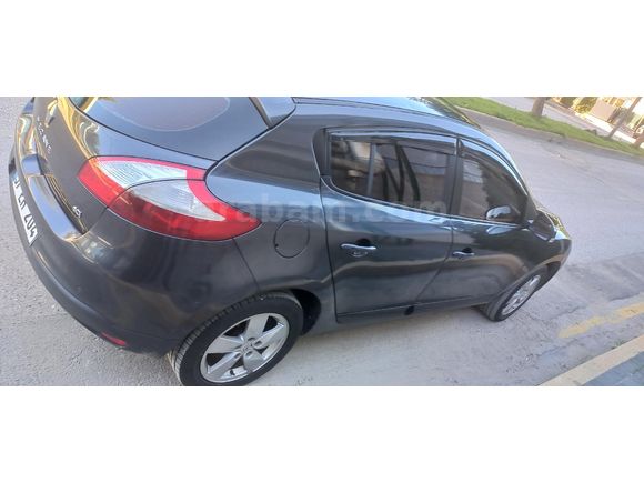 HARİKA TEMİZLİKTE DEĞİŞENSİZ MEGANE