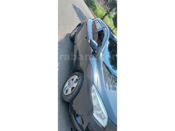 HARİKA TEMİZLİKTE DEĞİŞENSİZ MEGANE