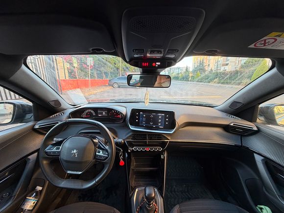 Sahibinden Hatasız Peugeot 2008 1.2 PureTech Active 2022 Model 