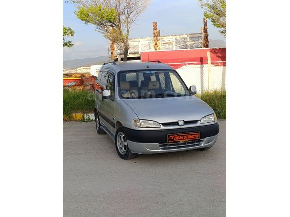 otomobil ruhsatlı Peugeot partner