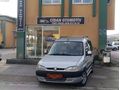 otomobil ruhsatlı Peugeot partner