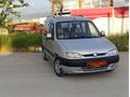 otomobil ruhsatlı Peugeot partner