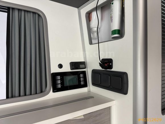 OTOHOL - VW TRANSPORTER 2.0 TDI - DEMONTE KARAVAN / POP-UP