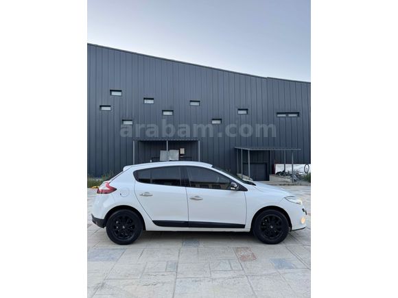 Sahibinden Renault Megane 1.5 dCi Privilege 2012 Model 