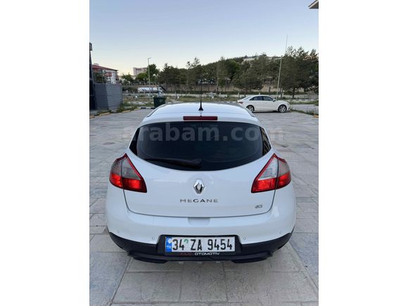 Sahibinden Renault Megane 1.5 dCi Privilege 2012 Model 